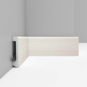 Плинтус Decomaster D235-16 (80*17*2400 мм)